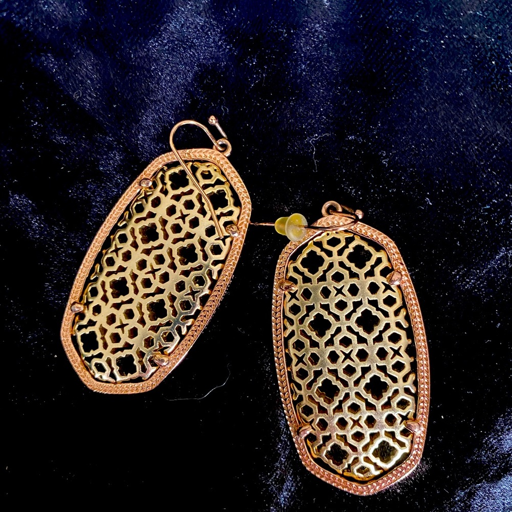 Kendra Scott Elle earrings